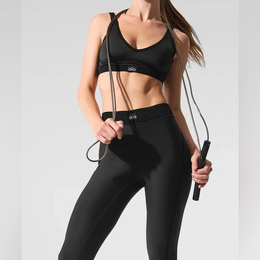 Alo Yoga Airlift High-Waist 7/8 Line Up Legging & Bra Black
